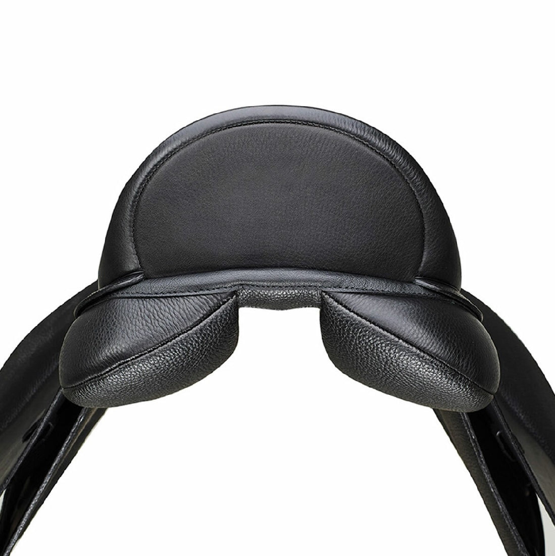 Arena Saddles black dressage saddle, close-up on leather padding.