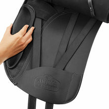 Arena Dressage Wide Saddle Black [:43cm 17.0