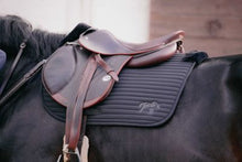 Penelope Lyona Saddle Pad