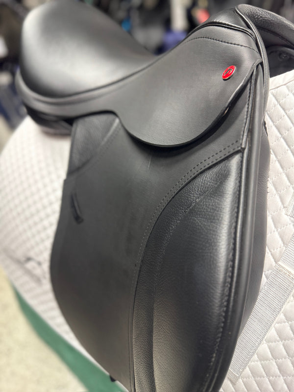 Pre-Loved 2024 Thorowgood T8 GP 17"