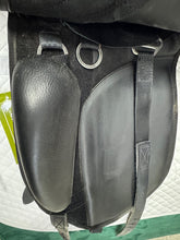 Pre-Loved Thorowgood T4 Dressage 17