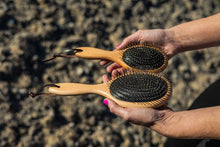 GeeGee COLLECTIVE | Mane and Tail Brush