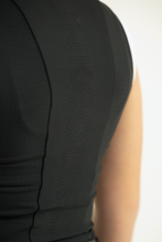 Elite Snow White and Black Tank