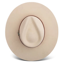 Charlie 1 Horse White Sands Ivory