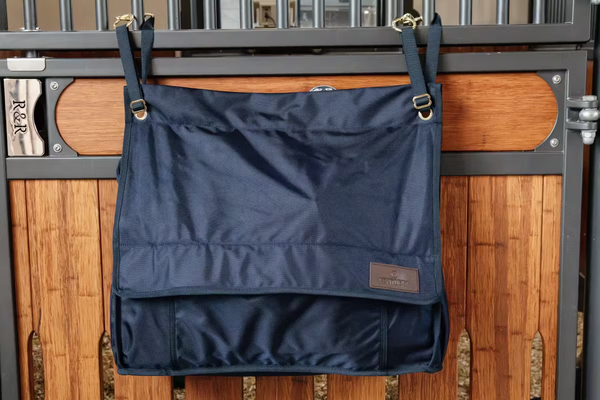 Kentucky Stable Bag Pro