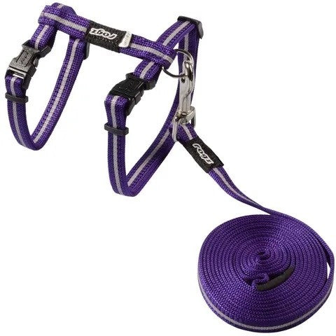 Rogz purple dog harness and leash set.
